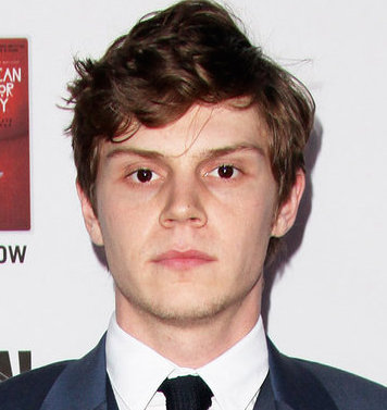 Evan Peters marvel